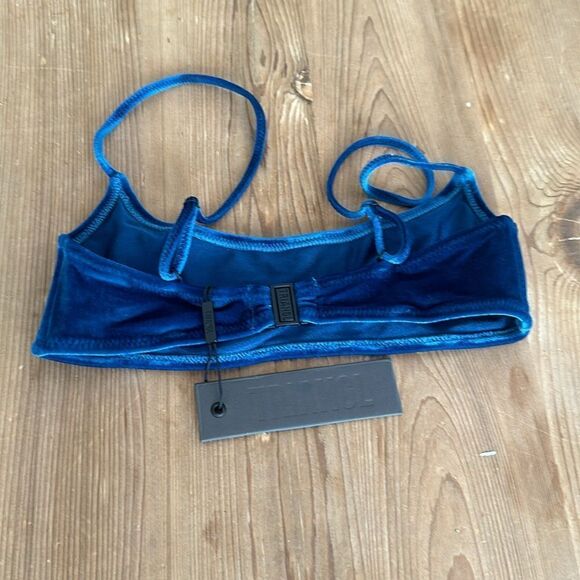 TRIANGL TOP ONLY DREAMLAND SPACE BLUE NO BAG NEW WITH TAGS - Picture 2 of 7